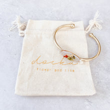 Load image into Gallery viewer, Bangle -  baby&#39;s breath and rice

